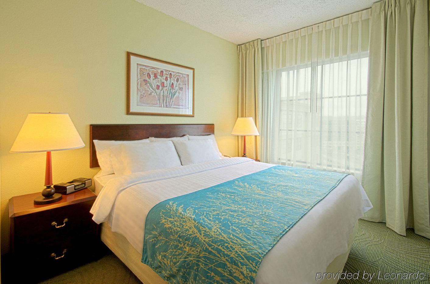 Springhill Downtown, South Lake Union 3*